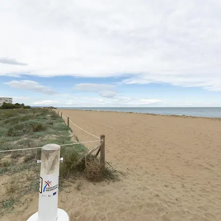 Les Gavines Apartment *